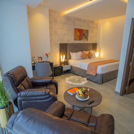 Baraka Tower Hotel Найроби Екстериор снимка