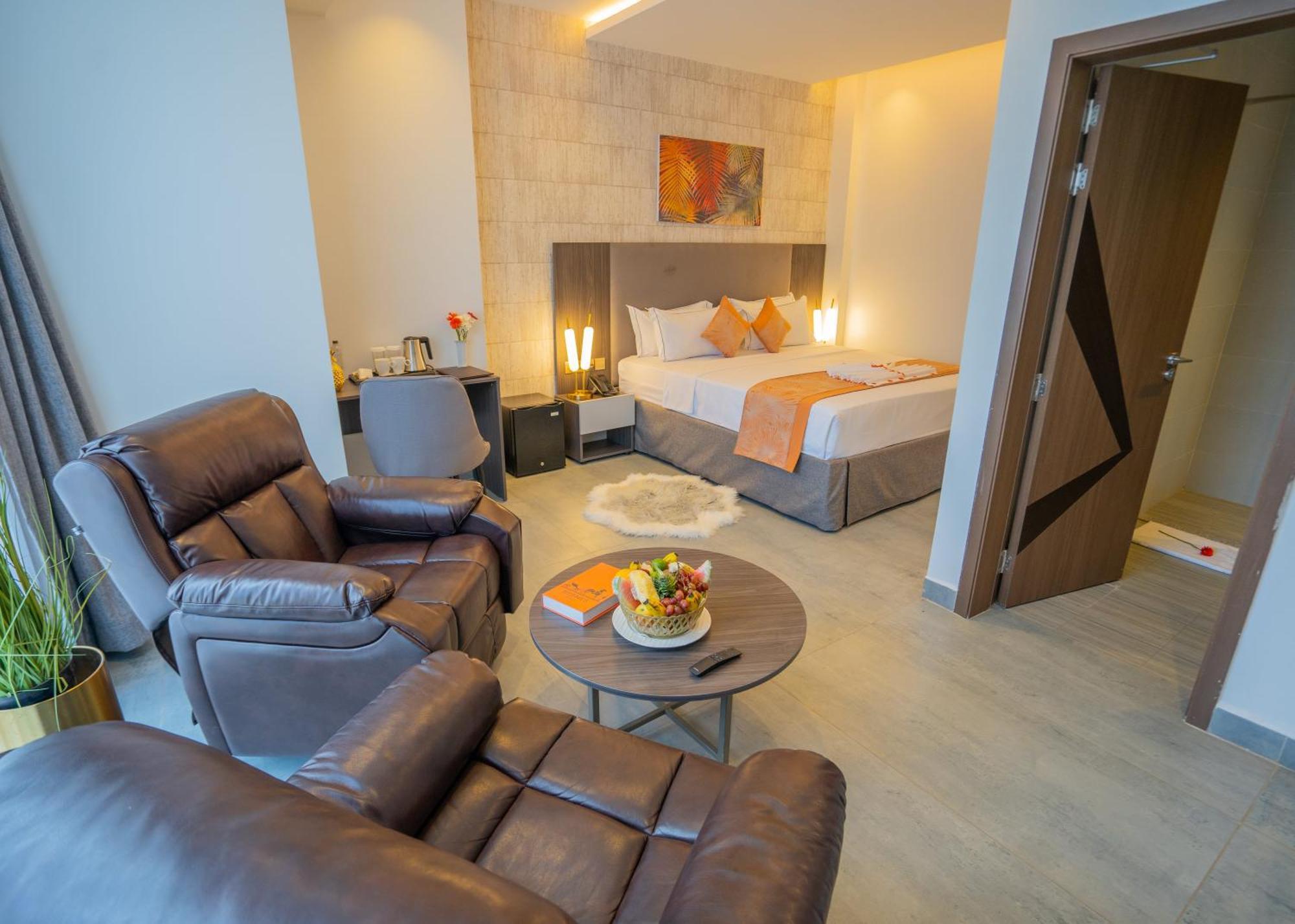 Baraka Tower Hotel Найроби Екстериор снимка